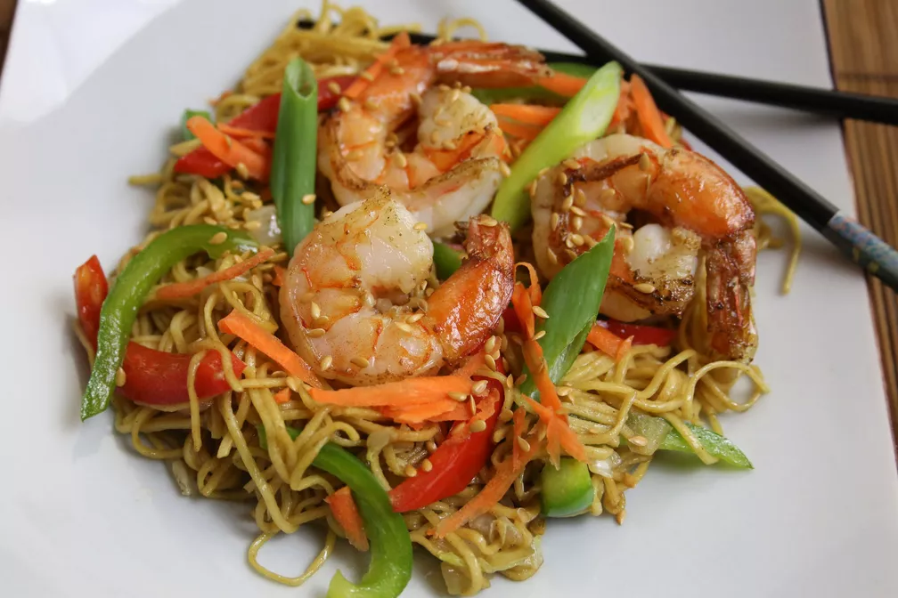 Shrimp & Yakisoba Noodles - Alpha Prep Mealz